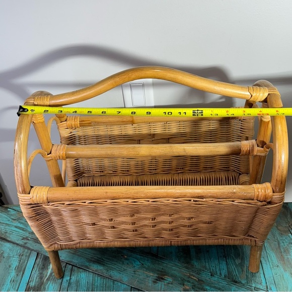 Decorative Vintage Bamboo/Rattan Magazine Rack  Heart Shape - Picture 5 of 10